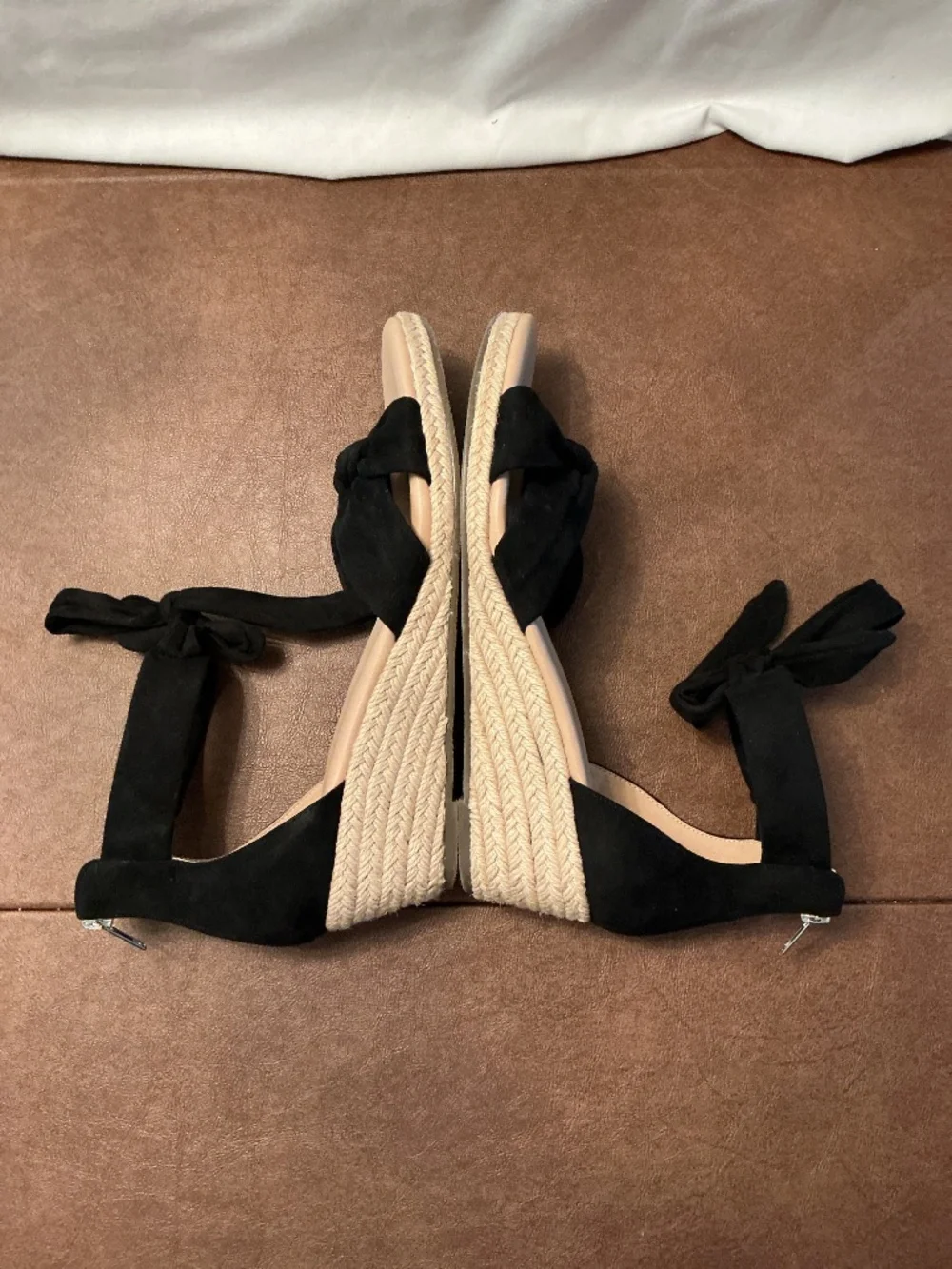 Sz 11 Women’s Sandals Espadrille Suede Upper Memory Foam Black Euro-Summer Shoe